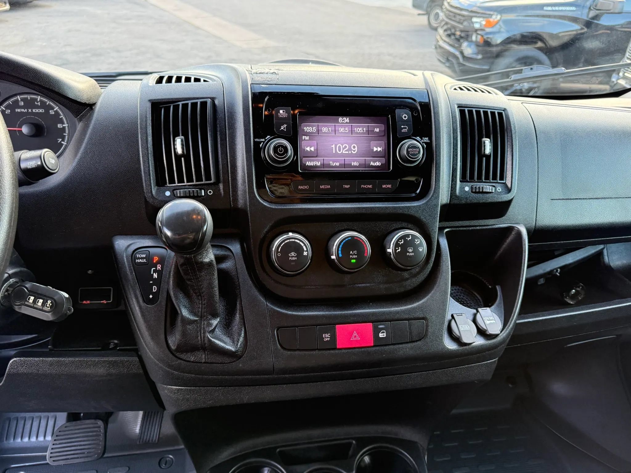 Used 2020 RAM ProMaster 2500 FWD image 27