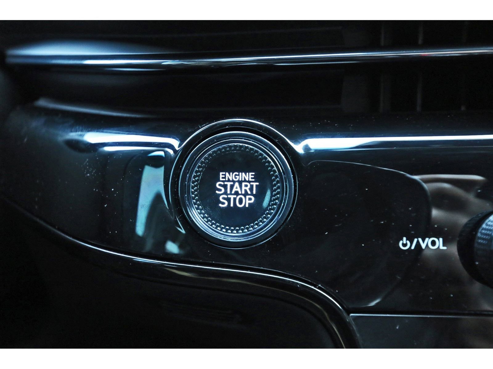 Used 2026 Genesis G80 3.5T Prestige image 29