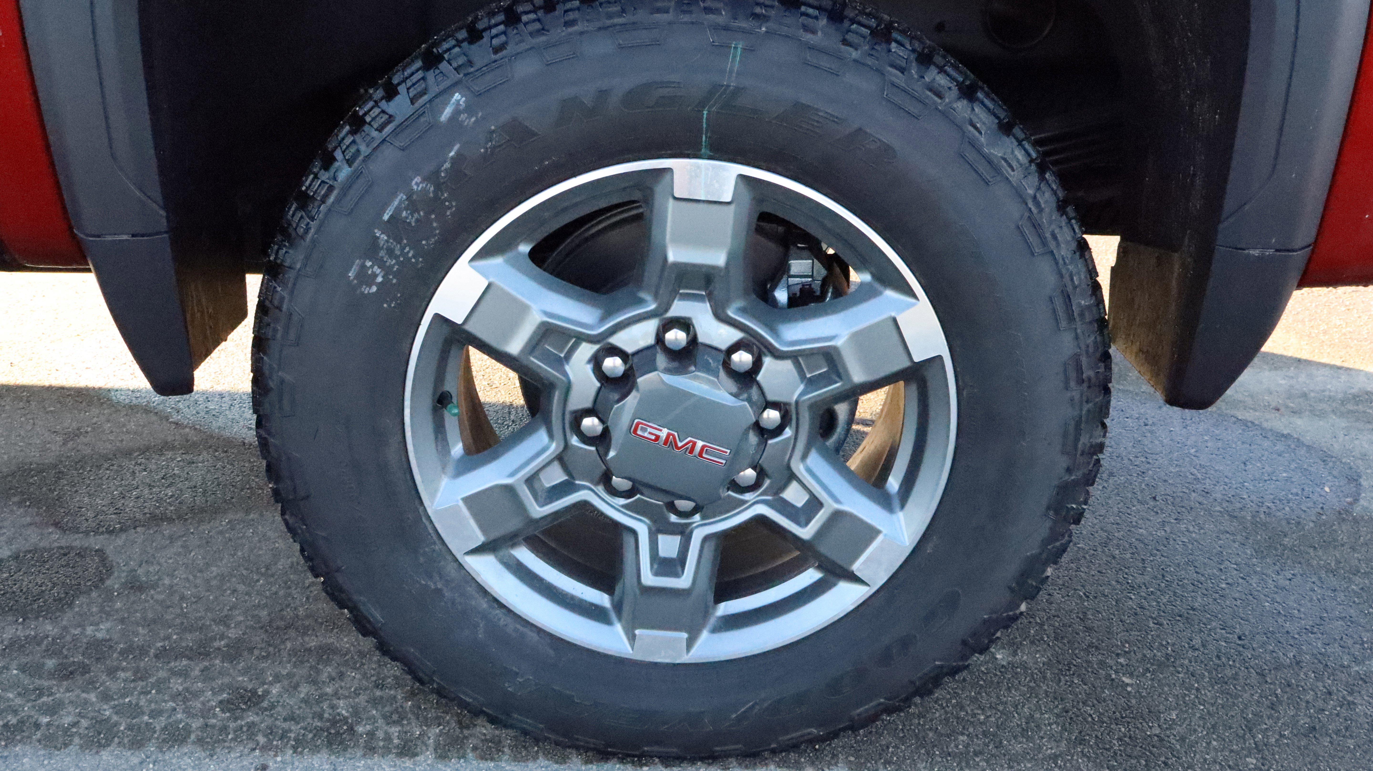 New 2026 GMC Sierra 2500 SLT image 22