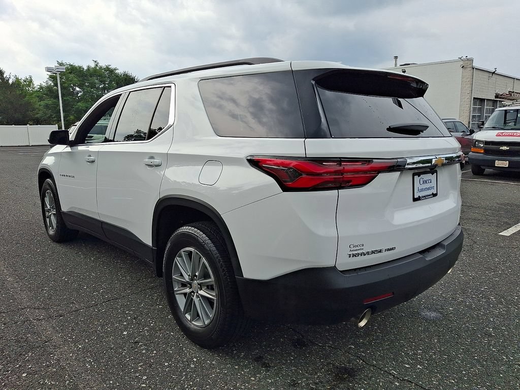 Used 2023 Chevrolet Traverse LT w/ LPO, Roadside Safety Package AWD/4WD image 4