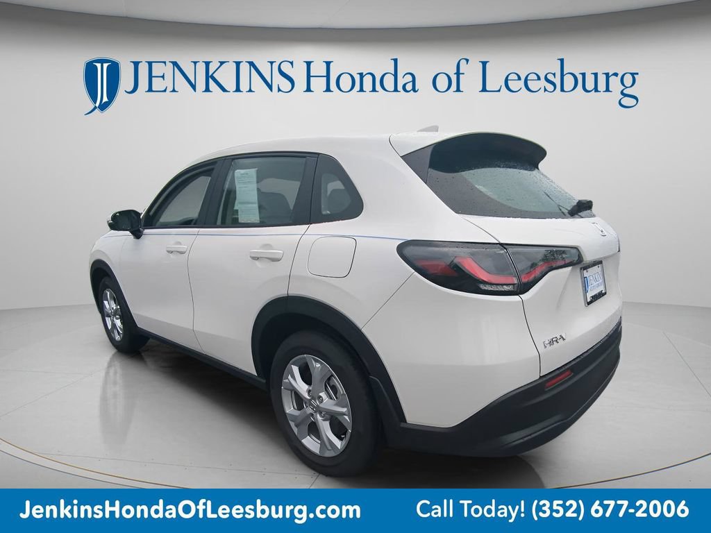 Certified 2024 Honda HR-V LX image 6