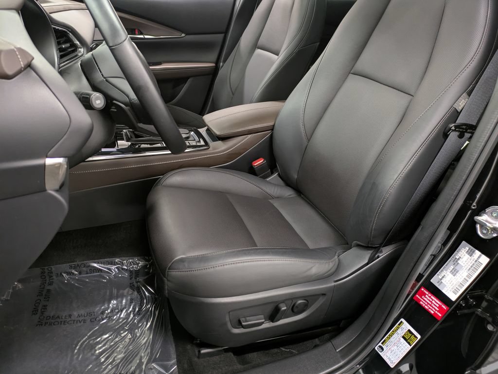 Certified 2025 MAZDA CX-30 AWD 2.5 S w/ Premium Package image 11