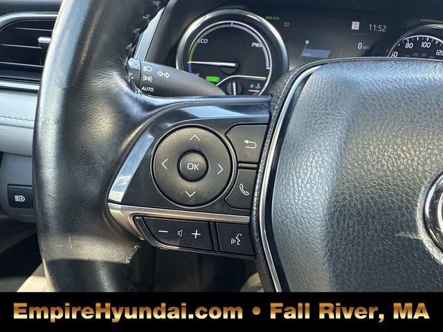 Used 2020 Toyota Camry XLE w/ Sunroof Package image 29