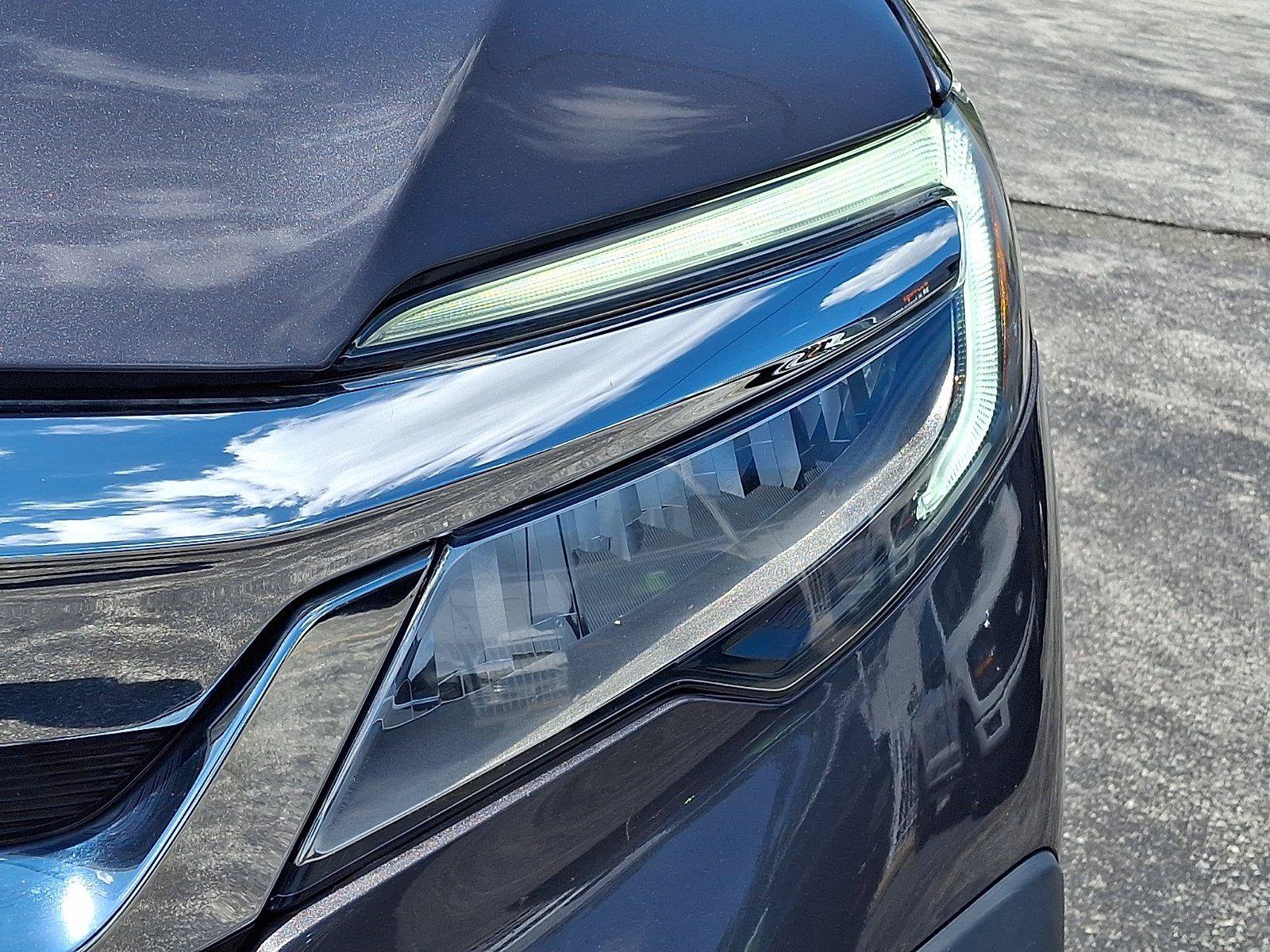 Used 2021 Honda Pilot Touring image 9