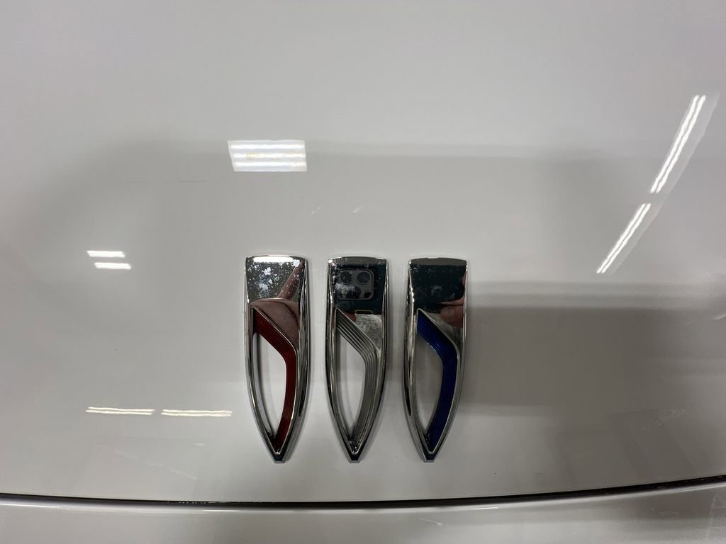 New 2025 Buick Envision Sport Touring image 32