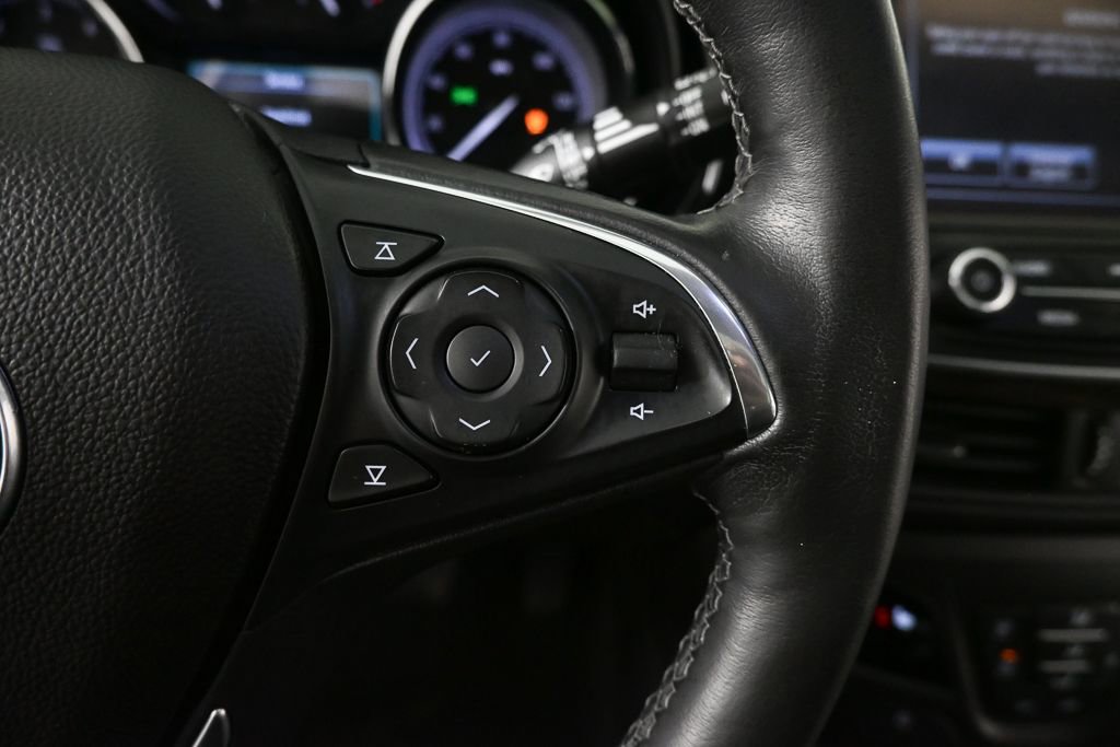 Used 2019 Buick Envision Essence image 12