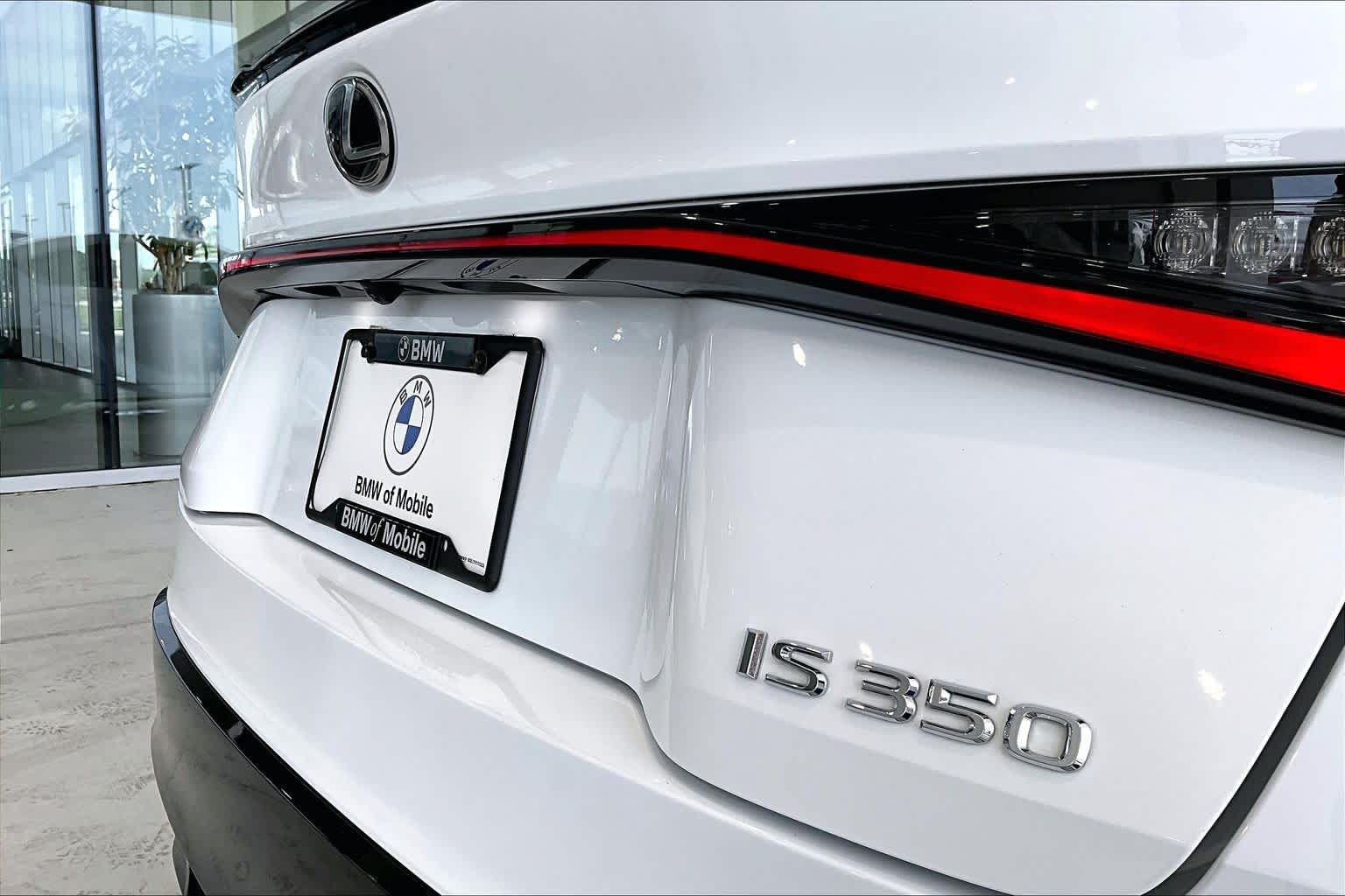 Used 2024 Lexus IS 350 F Sport RWD image 9