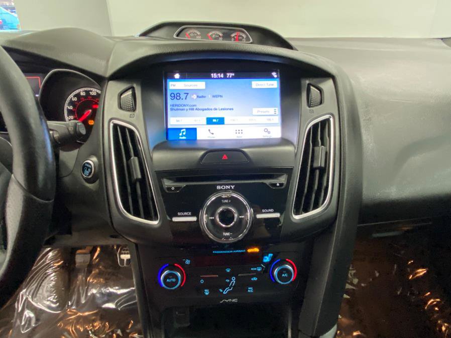 Used 2015 Ford Focus ST w/ Equipment Group 401A image 24