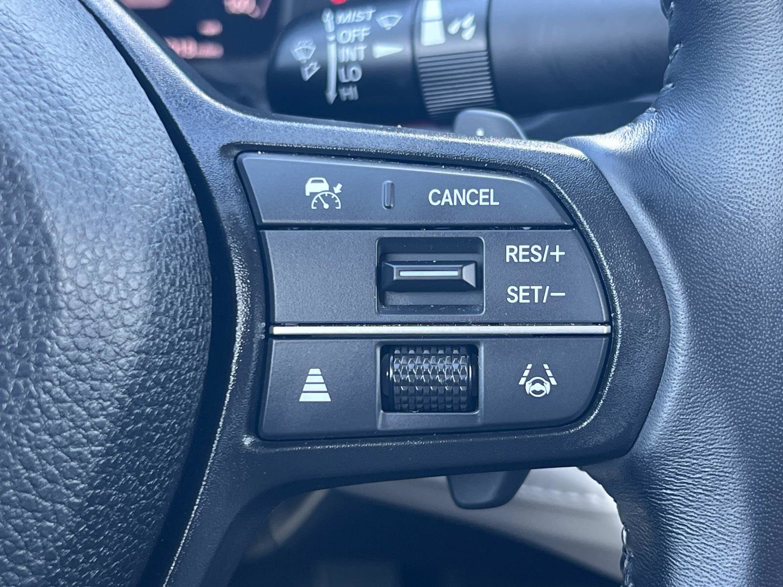 Used 2023 Honda Accord EX-L image 10