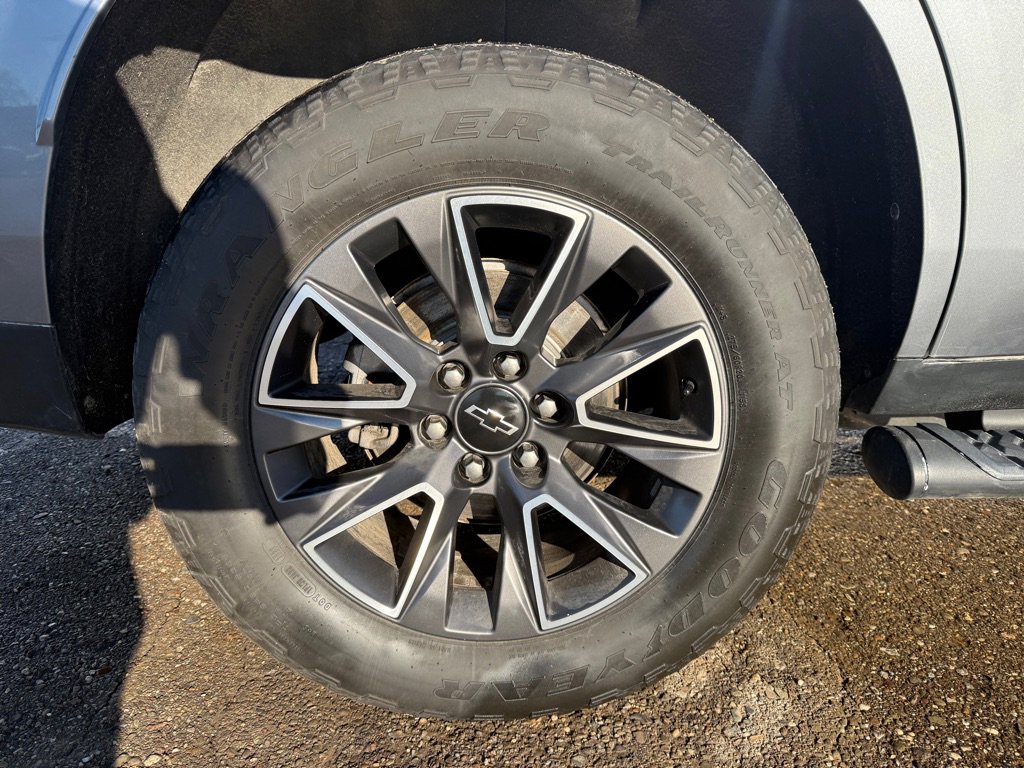 Used 2021 Chevrolet Tahoe Z71 w/ Z71 Signature Package image 52