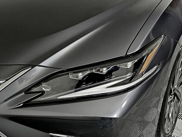 Used 2024 Lexus ES 350 Ultra Luxury w/ Accessory Package (Z2) image 10