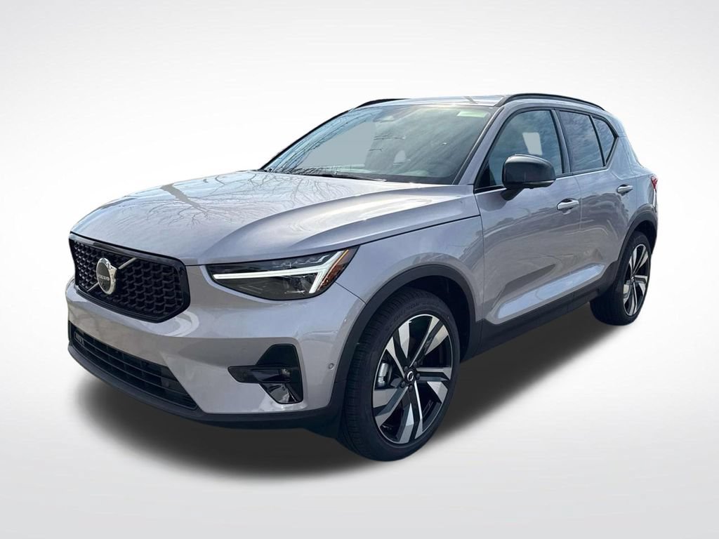 New 2026 Volvo XC40 B5 Ultra AWD/4WD image 3