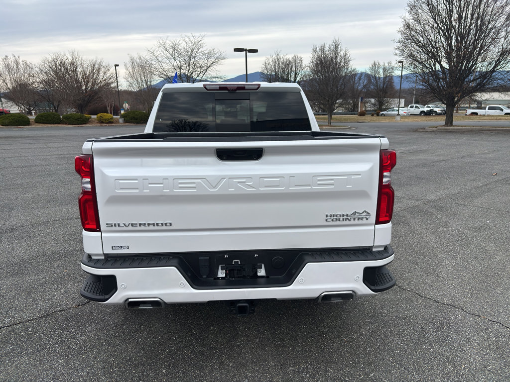 Used 2023 Chevrolet Silverado 1500 High Country w/ High Country Premium Package image 8