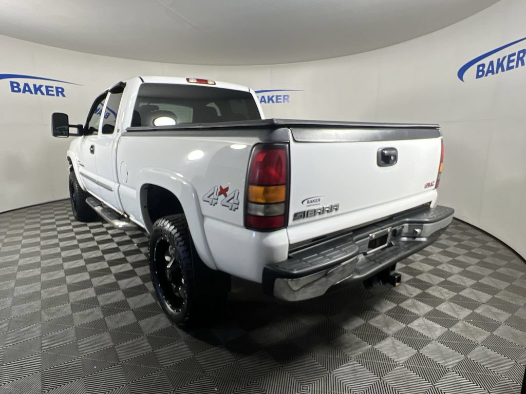 Used 2005 GMC Sierra 2500 SLE w/ Heavy-Duty Power Package AWD/4WD image 7