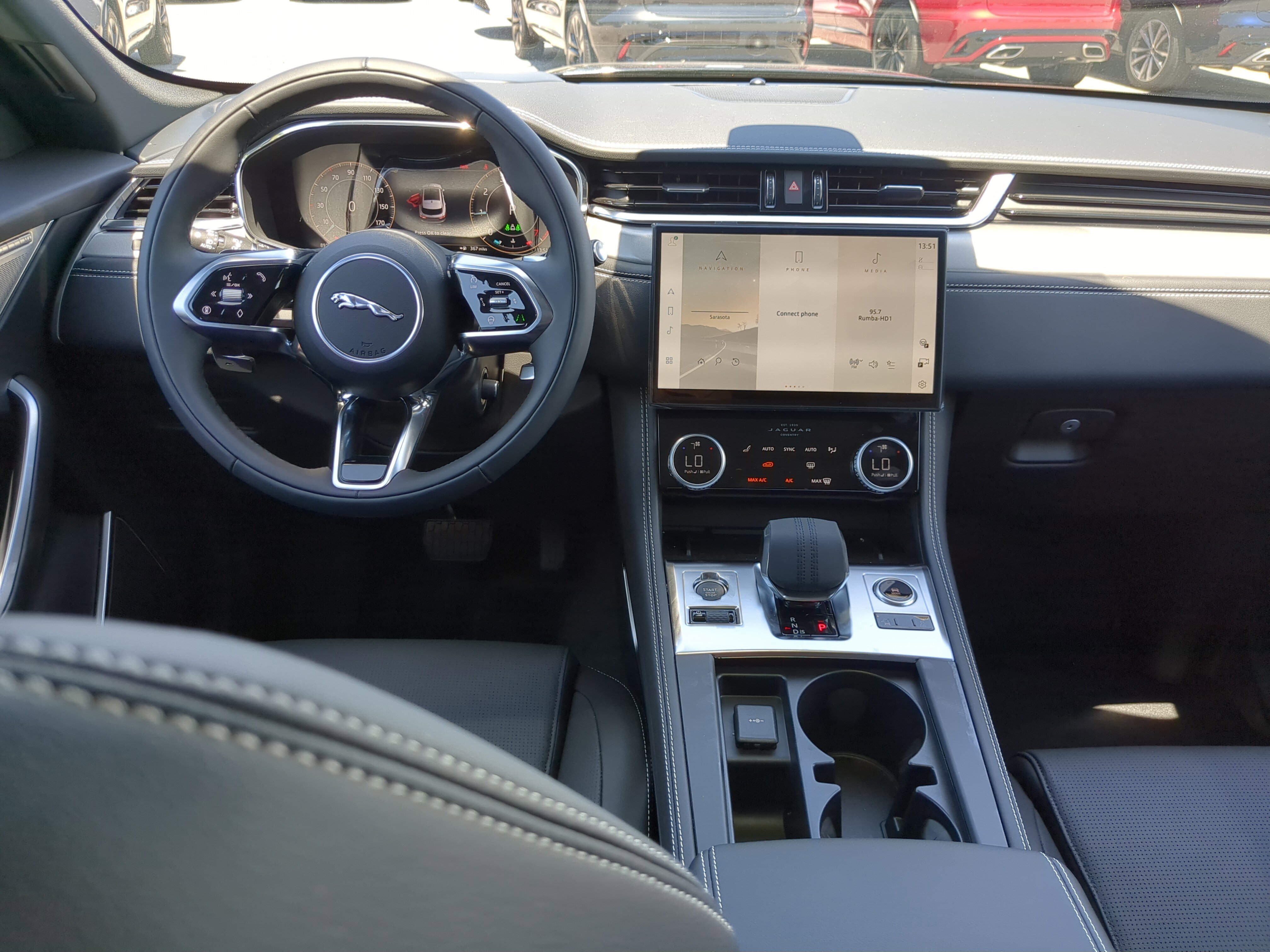 New 2026 Jaguar F-PACE R-Dynamic S image 12