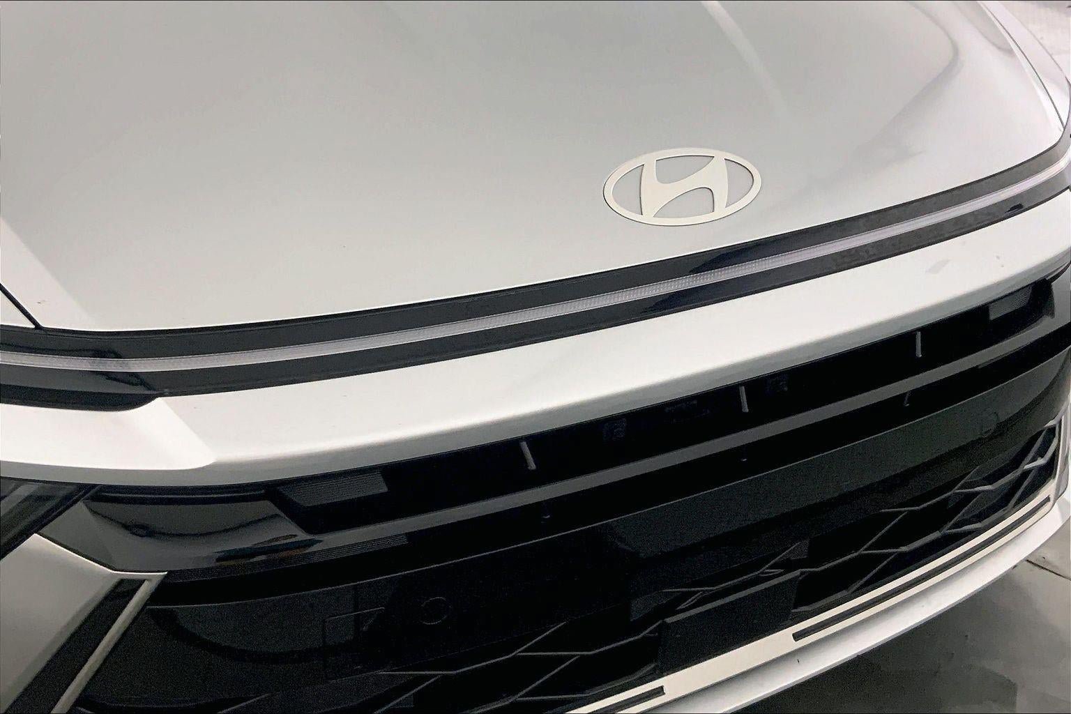 Used 2025 Hyundai Sonata SEL FWD image 28