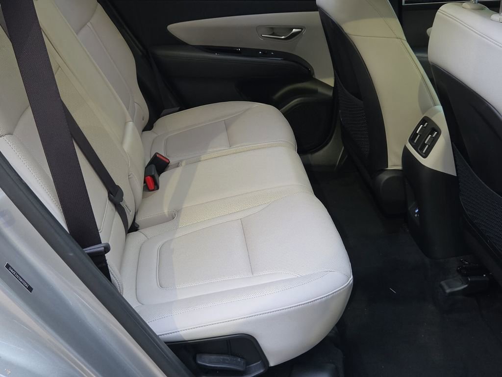 Used 2022 Hyundai Tucson Limited FWD image 15