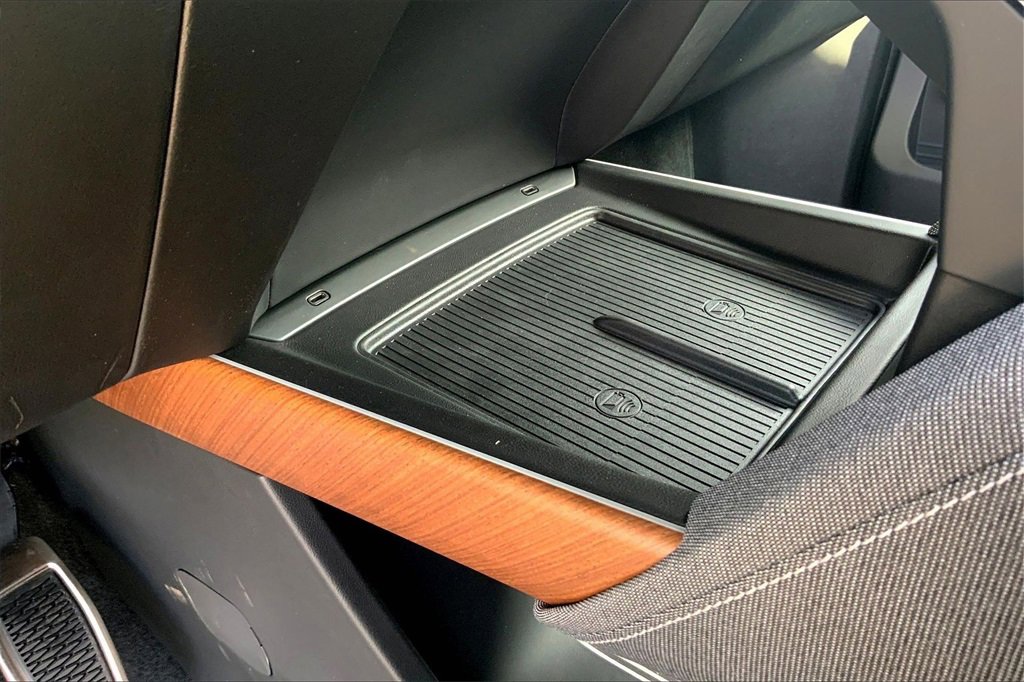 New 2026 Cadillac Vistiq Premium Luxury image 28