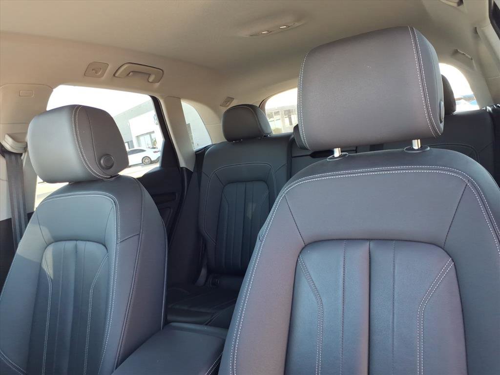 Used 2023 Audi Q5 2.0T Premium image 22