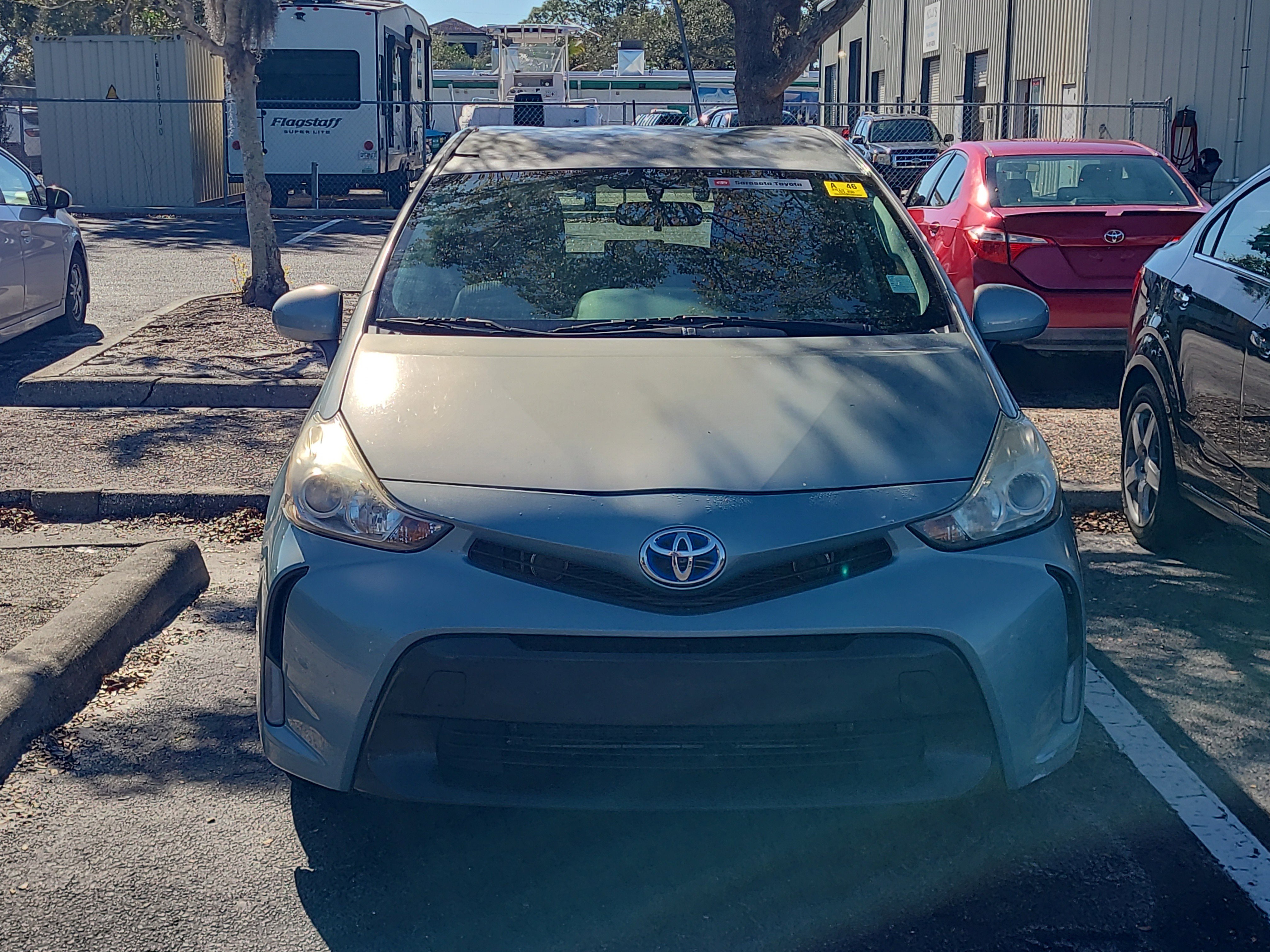 Used 2015 Toyota Prius V Three image 2