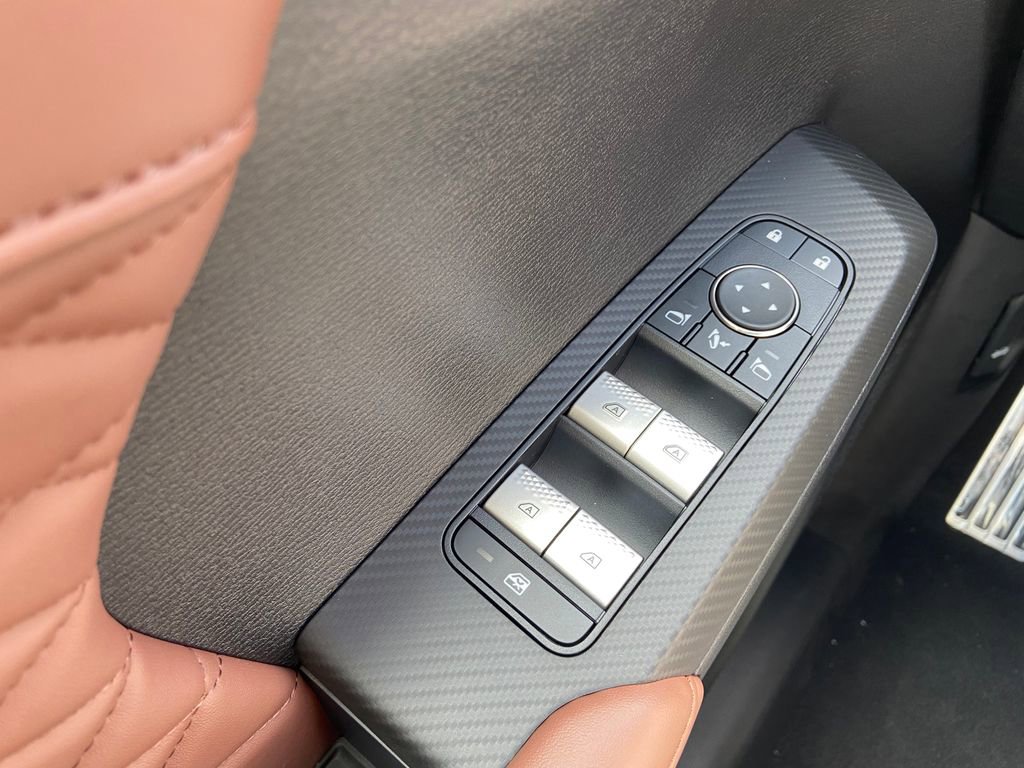 New 2026 Mitsubishi Outlander AWD image 14