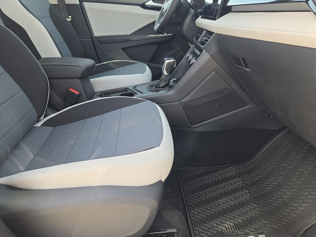 New 2026 Volkswagen Taos S image 11