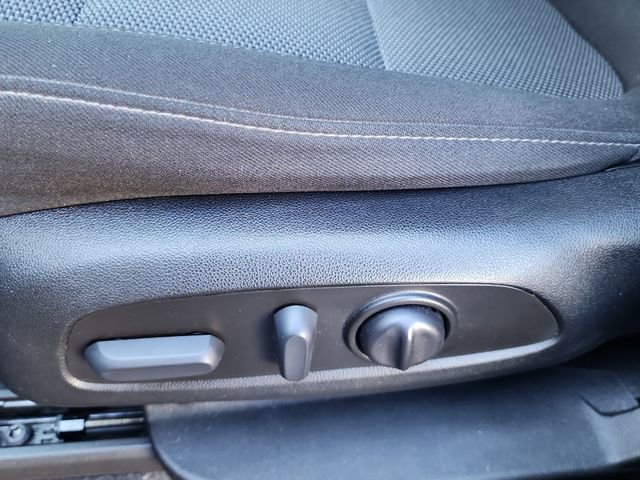 Used 2023 Chevrolet Traverse LT image 15