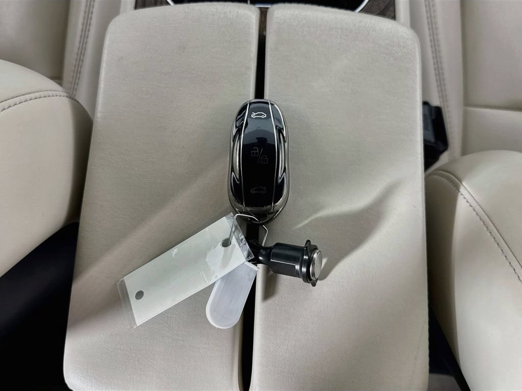 Used 2017 Tesla Model S 75 RWD image 23