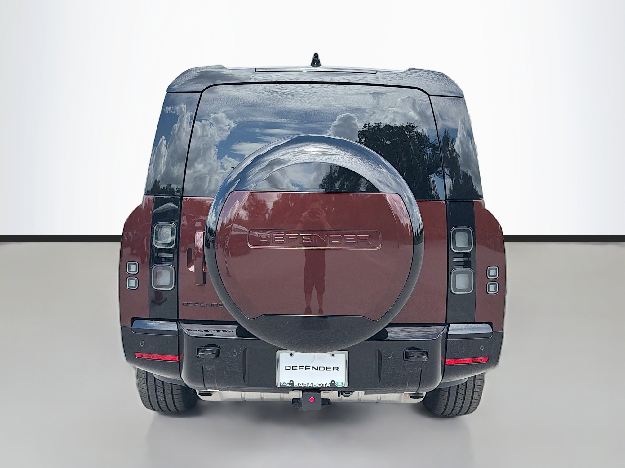 New 2026 Land Rover Defender 130 X-Dynamic SE AWD/4WD image 4