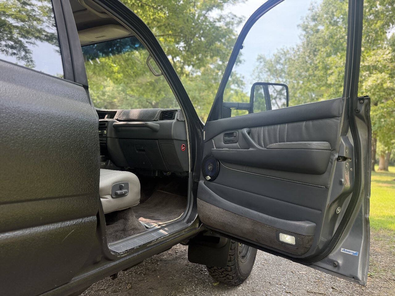 Used 1996 Toyota Land Cruiser AWD/4WD image 36