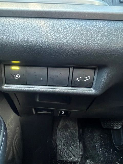 Used 2025 Toyota Grand Highlander XLE image 32