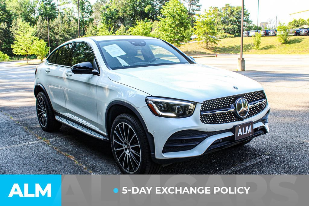 Used 2021 Mercedes-Benz GLC 300 4MATIC Coupe image 3