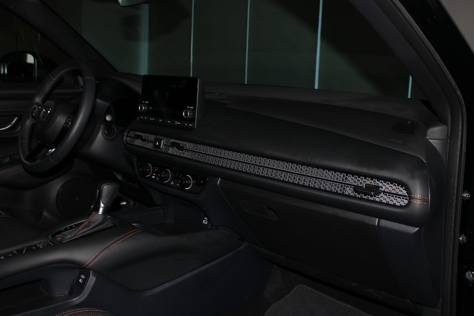 Used 2025 Honda HR-V Sport image 21