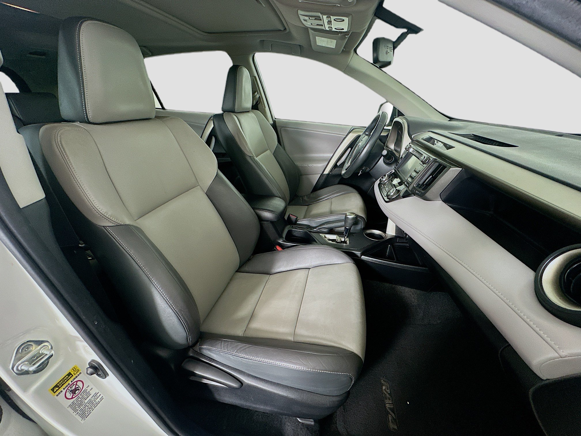 Used 2013 Toyota RAV4 Limited AWD/4WD image 31