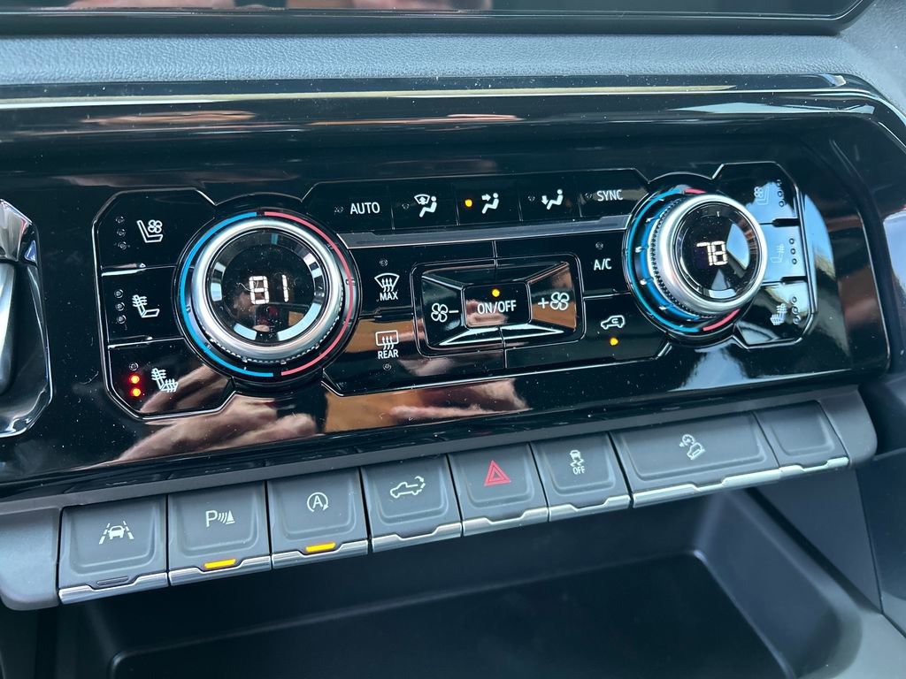 New 2026 GMC Sierra 1500 AT4 w/ AT4 Premium Package image 27