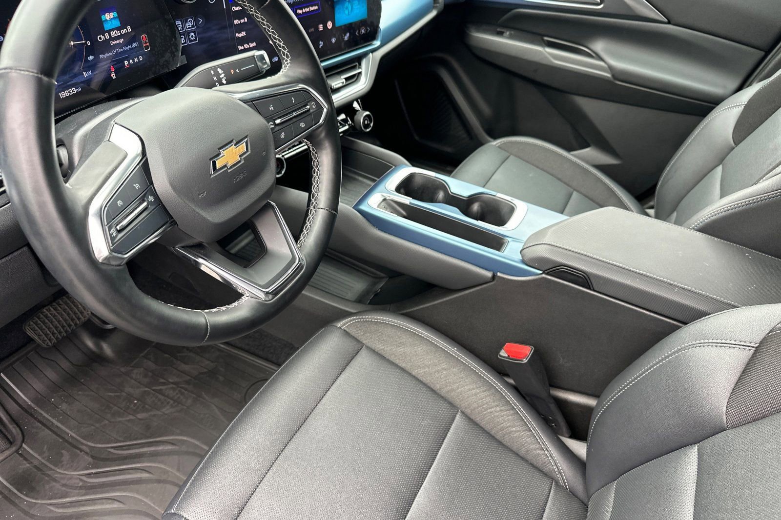 Used 2024 Chevrolet Equinox EV LT image 11