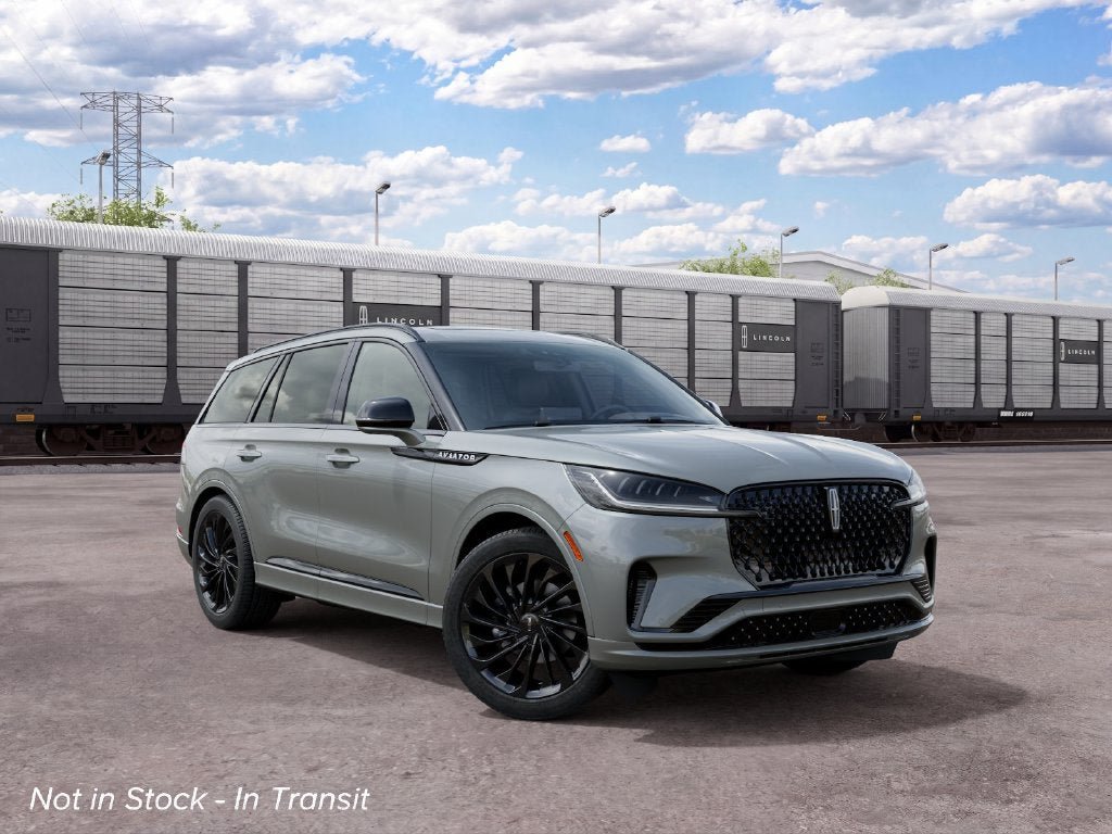 New 2027 Lincoln Aviator Reserve RWD image 4