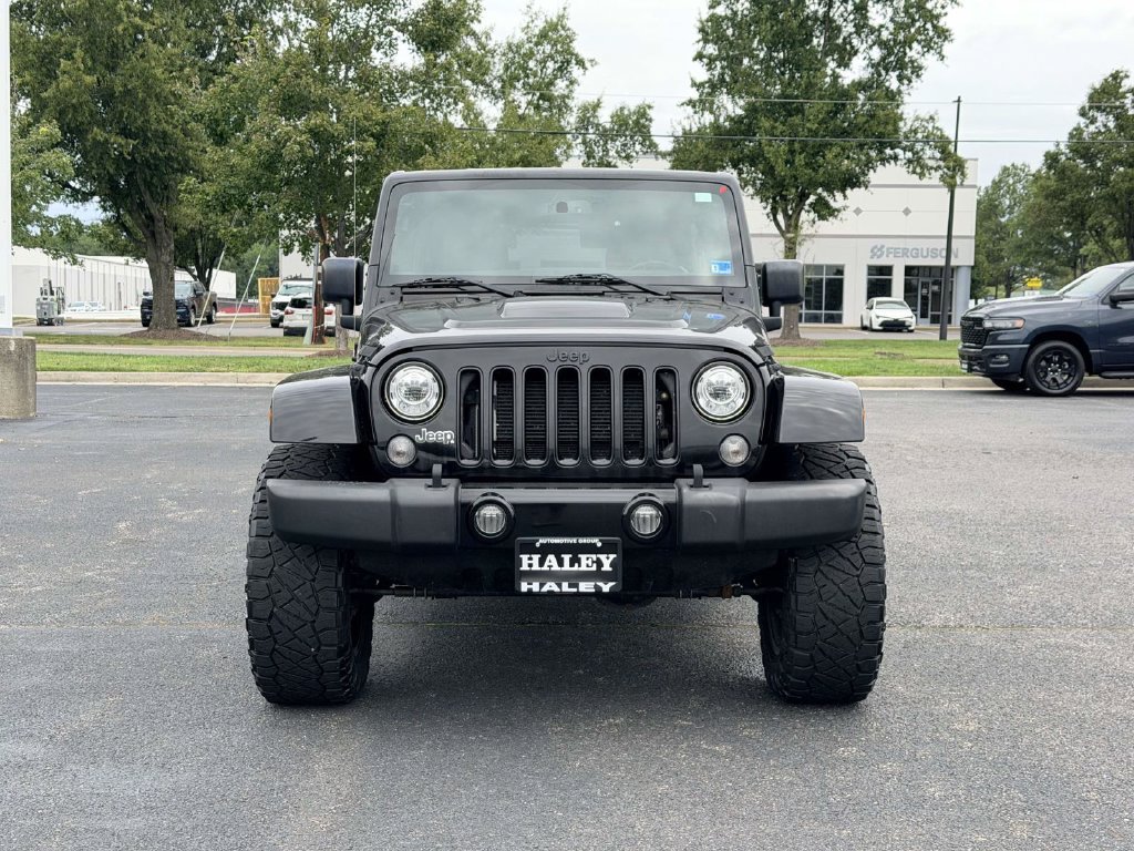 Used 2018 Jeep Wrangler Unlimited Sahara AWD/4WD image 6