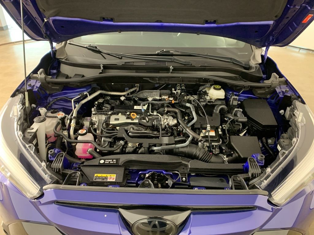 Used 2023 Toyota Corolla Cross XSE w/ Convenience Package image 40