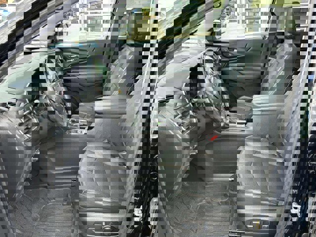 Used 2023 Chevrolet Equinox Premier image 11