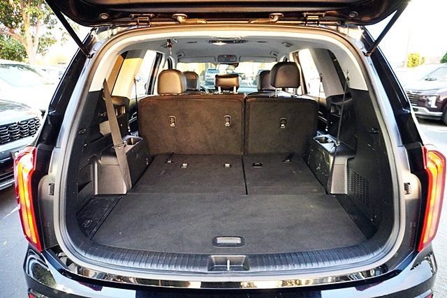Used 2024 Kia Telluride LX image 13