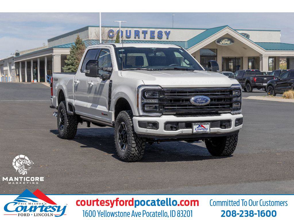 New 2026 Ford F350 Platinum w/ Tremor Off-Road Package