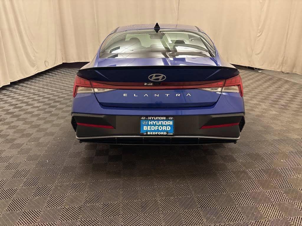 New 2026 Hyundai Elantra Sport FWD image 6
