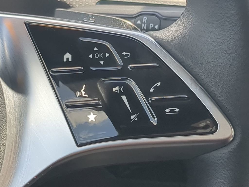 Used 2024 Mercedes-Benz CLA 250 4MATIC image 13