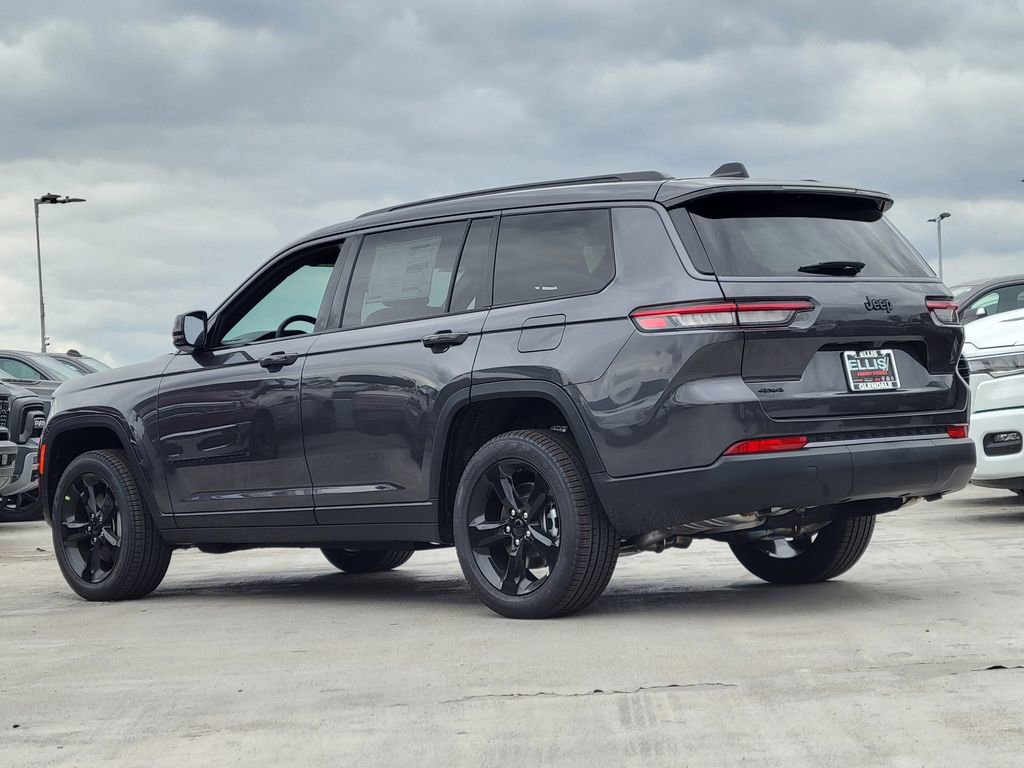New 2026 Jeep Grand Cherokee L Limited w/ Limited Altitude Package AWD/4WD image 2