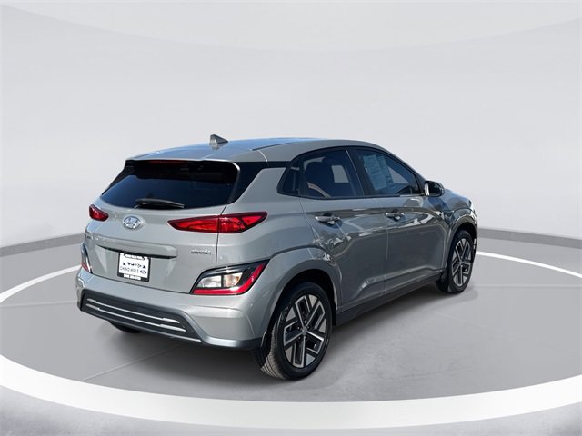 Used 2023 Hyundai Kona SE image 5