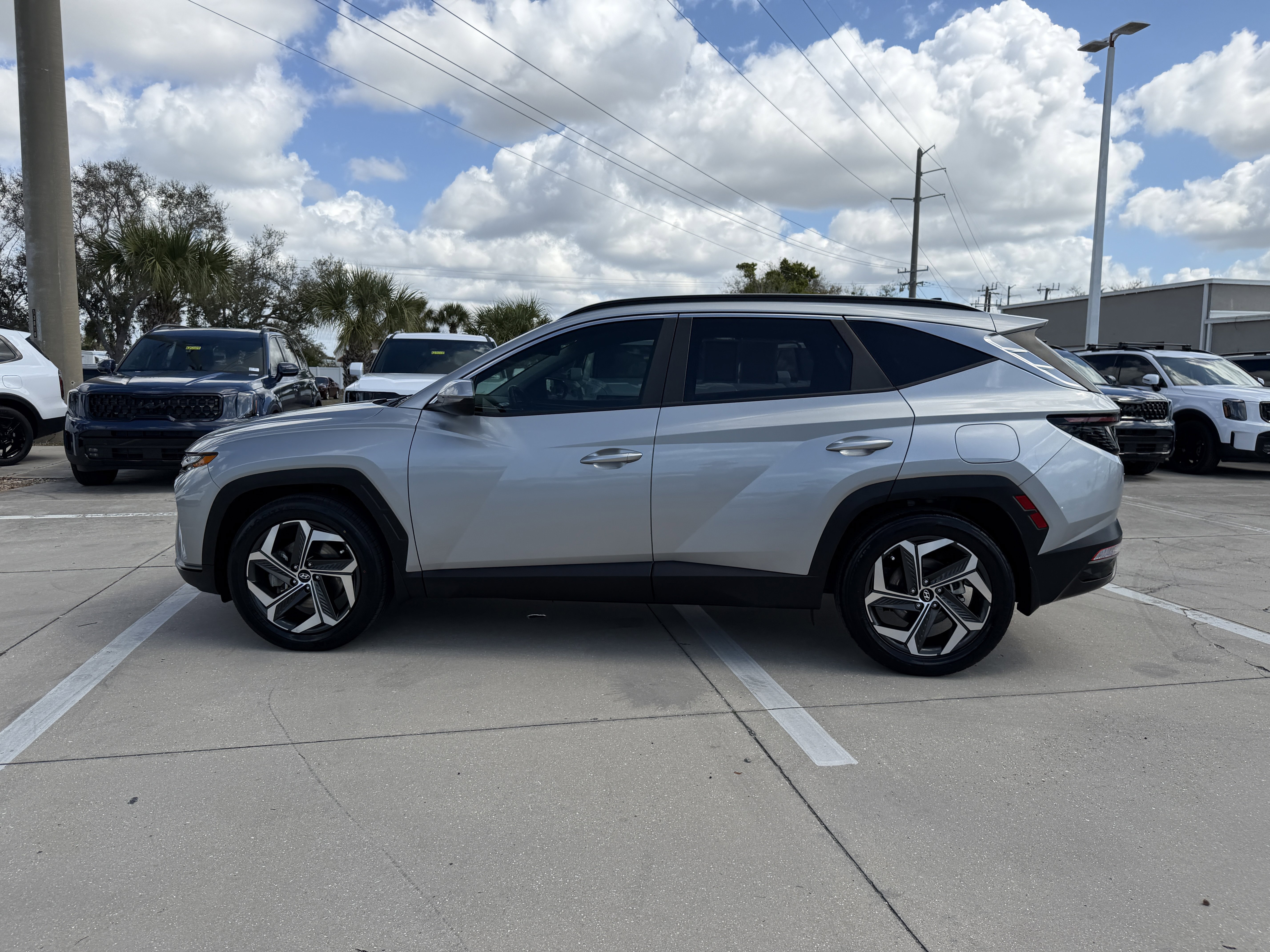 Used 2023 Hyundai Tucson SEL w/ Convenience Package image 7