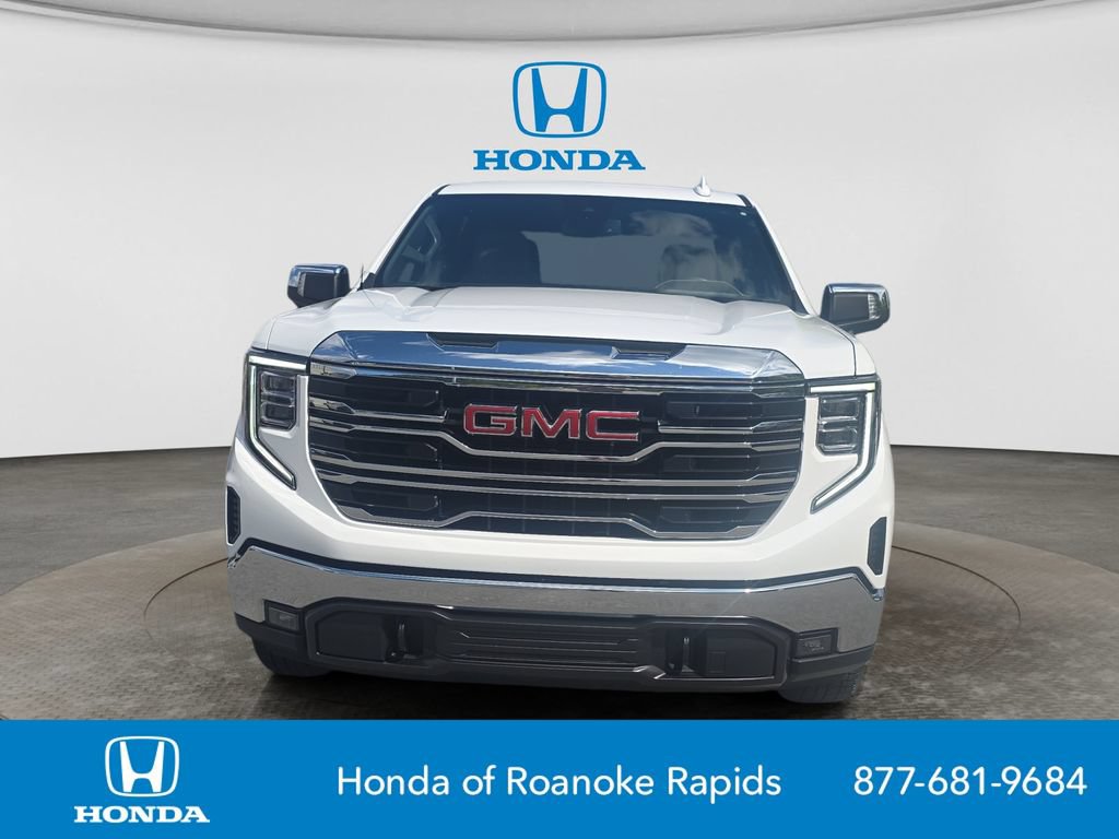 Used 2025 GMC Sierra 1500 SLT RWD image 8