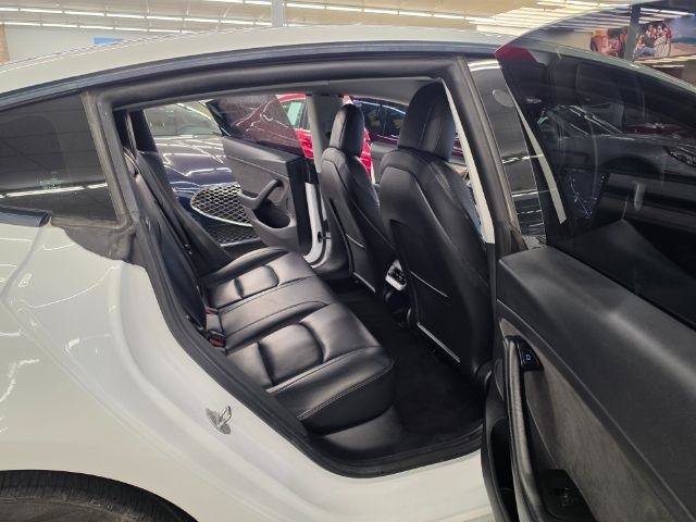 Used 2021 Tesla Model 3 Standard Range Plus RWD image 28