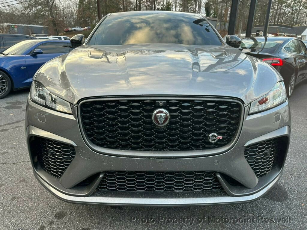 Used 2022 Jaguar F-PACE SVR image 4